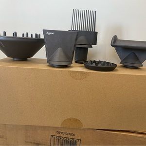 Dyson Supersonic Professional Hair Dryer Attachment Bundle